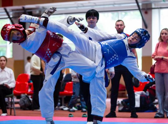 Radviliškiečiai tekvondo sportininkai savo jėgas išbandė tarptautinėje arenoje