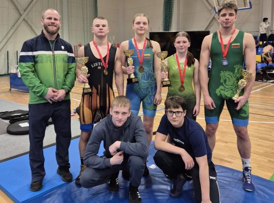 Radviliškiečių pasiekimai Lietuvos U20 imtynių čempionate