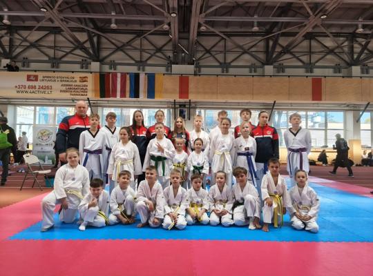 Radviliškio ŠSPC tekvondo sportininkai – antrus metus iš eilės Lietuvos vicečempionai