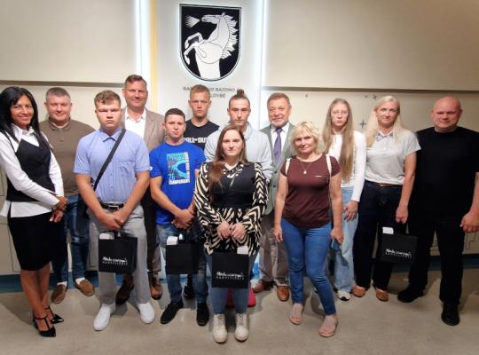 Pagerbti Radviliškio rajoną savo pergalėmis garsinantys sportininkai ir jų treneriai