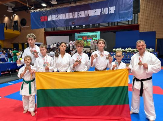 Radviliškio karatė sportininkai pasaulio čempionate skynė pergales