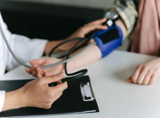 Gydymo įstaigos bus skatinamos teikti daugiau kardiologų, neurologų, onkologų konsultacijų