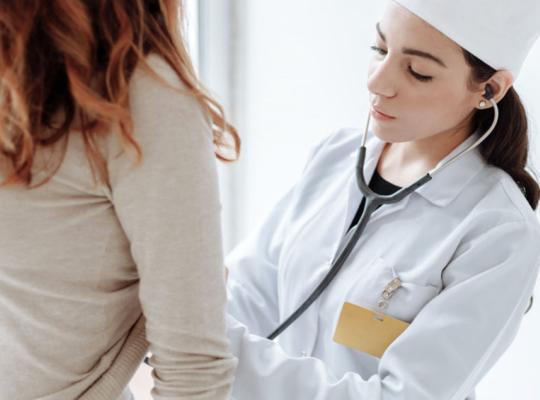 Gydymo įstaigos skatinamos išsamiai ištirti pacientus vienos konsultacijos metu