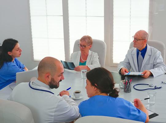 Savivaldybės ir gydymo įstaigos įtraukiamos į medikų pritraukimo ir išlaikymo klausimų sprendimą