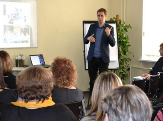 Radviliškio rajono savivaldybės mokyklų lyderystės iniciatyvų renginys „Patirtinis mokymas: iššūkiai, inovacijos, metodai“