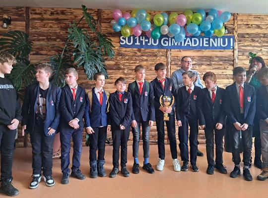 Baisogalos gimnazija šventė gimtadienį