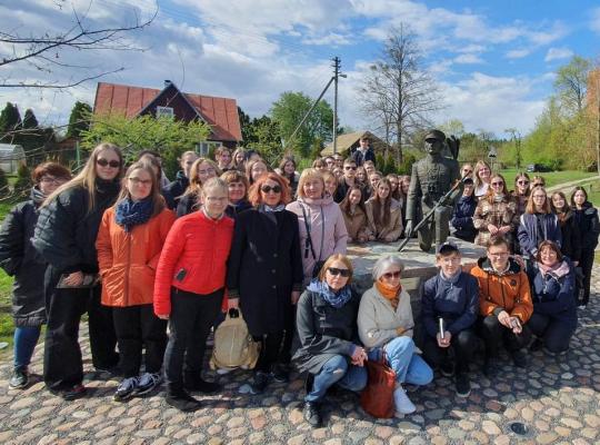 Lizdeikos gimnazijos lituanistinių konkursų dalyvių kelionė į Merkinę