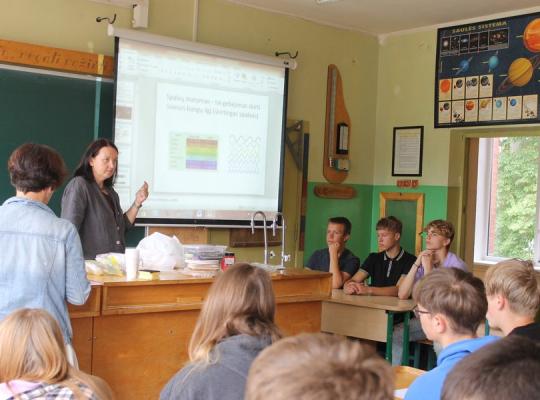 Įdomi pociūnėliečių patirtis edukacijoje „Spalvos, spalvos, spalvos“