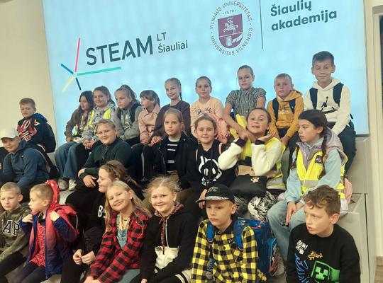 Vinco Kudirkos progimnazijos mokinių išvyka į Šiaulių akademijos STEAM centrą