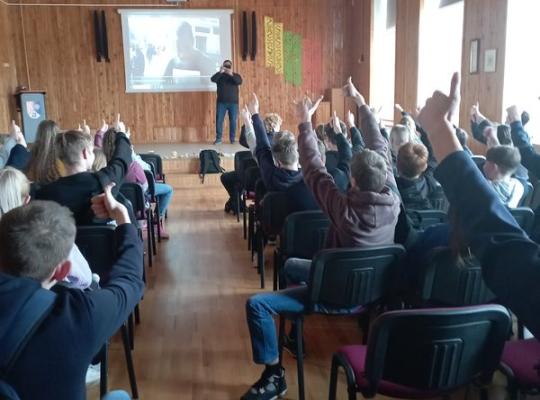 Paskaita „Narkotikų vartojimo žala“ Baisogalos gimnazijoje