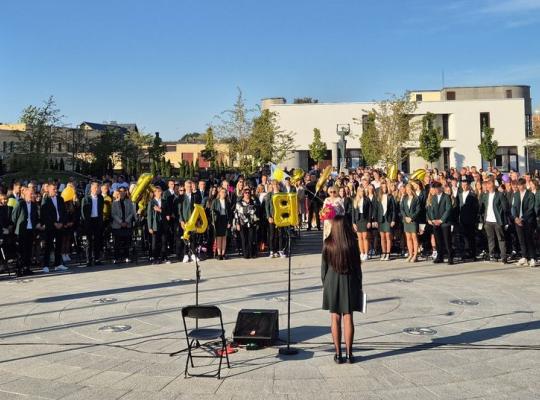 Radviliškio rajone nuskambėjo naujų mokslo metų skambutis