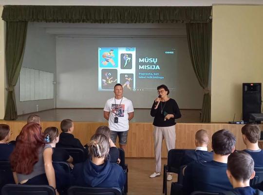 „Sveika gyvensena prieš žalingus įpročius“ – paskaita, įkvėpusi jaunimą