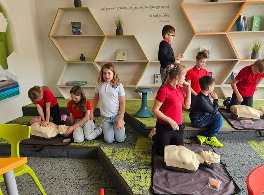 Elgesio modeliavimo mokymai kūno sužalojimo atveju Radviliškio ugdymo įstaigose sulaukė susidomėjimo