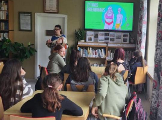 Ugdymo įstaigų merginoms – aktualios ir prasmingos paskaitos apie lytinę sveikatą