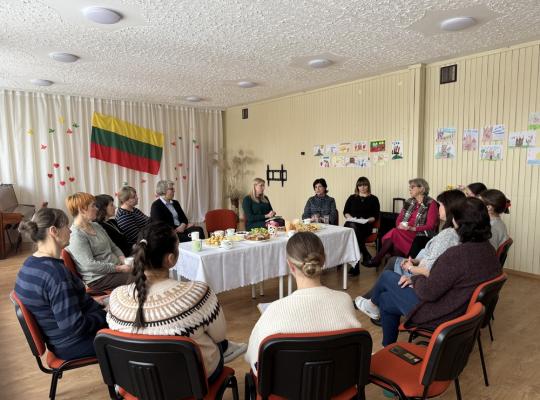 Švietimo bendruomenės ir socialinių partnerių dialogo stiprinimas Kutiškiuose