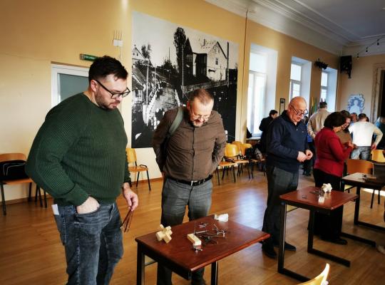 Einant modernaus ugdymo keliu: STEAM metodų pritaikymas Lietuvos mokyklose