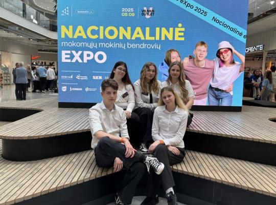 Lizdeikos gimnazijos mokomoji mokinių bendrovė nacionalinėje „eXpo 2025“