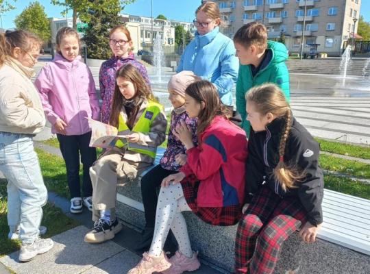 Radviliškio miesto pradinukai stiprino skaitymo ir bendradarbiavimo įgūdžius