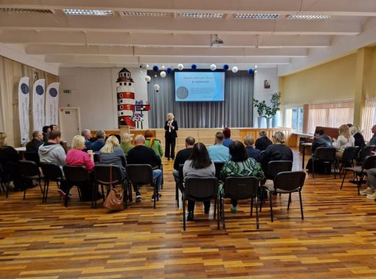 Radviliškio pedagogai mokėsi STEAM metodų ir technologijų integravimo