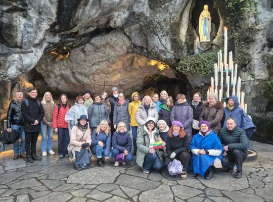 Piligrimystė – dvasinė patirtis ir profesinis augimas Lizdeikos gimnazijos pedagogų kelyje