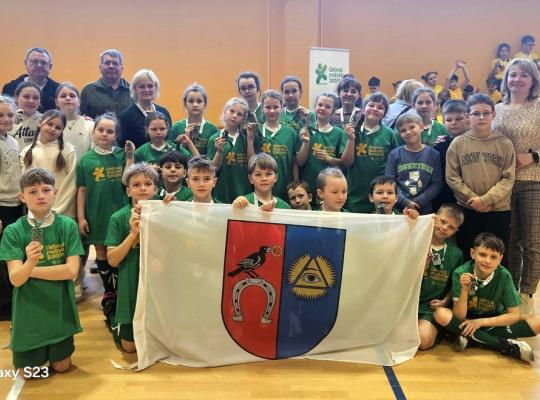 Baisogalos mokyklos-darželio komanda užėmė II vietą varžybose „Drąsūs, stiprūs, vikrūs“