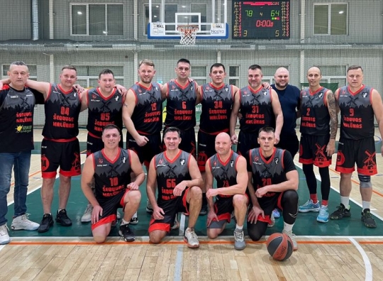 „SK Šeduvos malūnas“ vyrų komanda (amžiaus grupė 40+), žaidžianti pirmąjį sezoną LKLL.