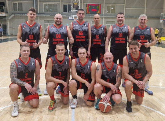 „SK Šeduvos malūnas“ jauniausiųjų krepšininkų komanda startavo ir rajono atvirose pirmenybėse.